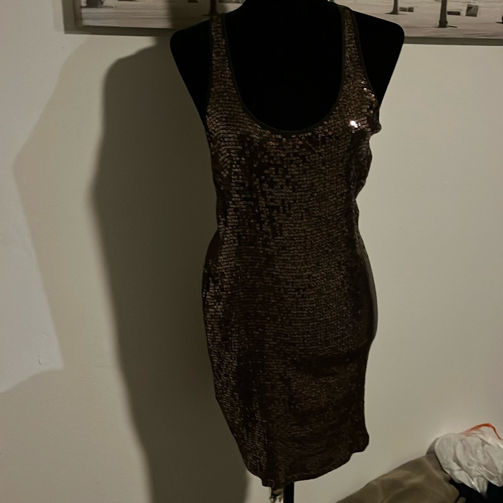 Michael kors size medium brown sequence